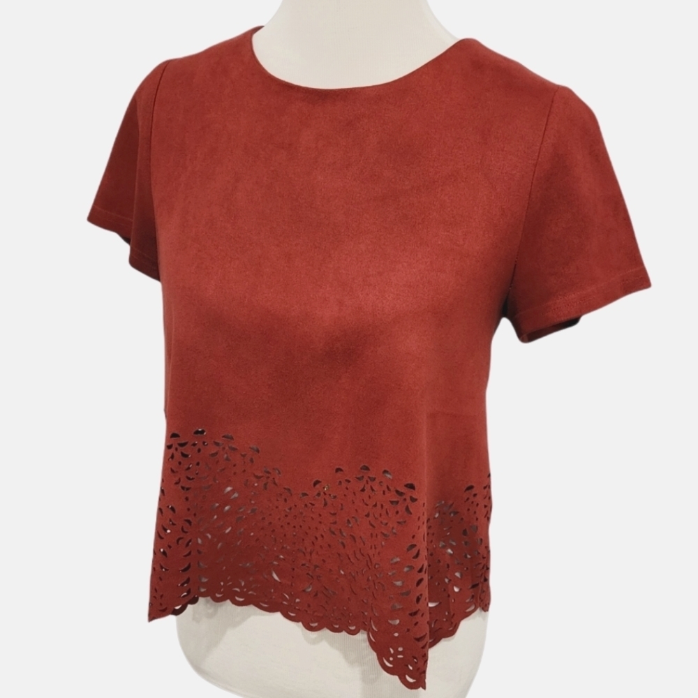 Design Lab Small Suede Short Sleeve Blouse Top Rusty Red Burgundy Lasercut